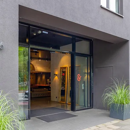 &repeat Airport Отель 4*