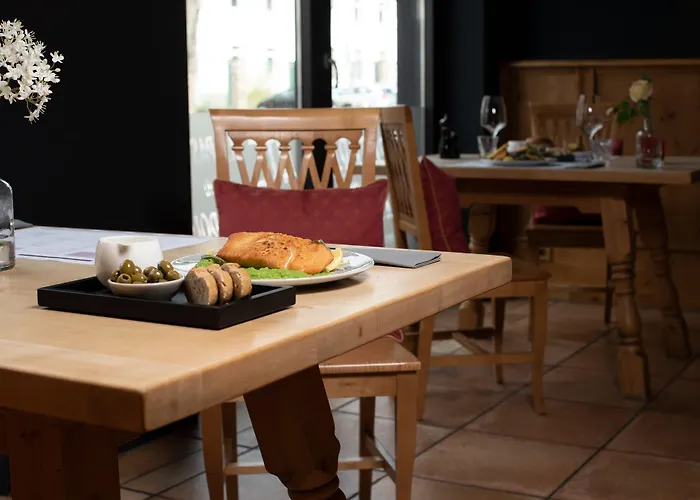 &repeat Airport Отель Кёльн