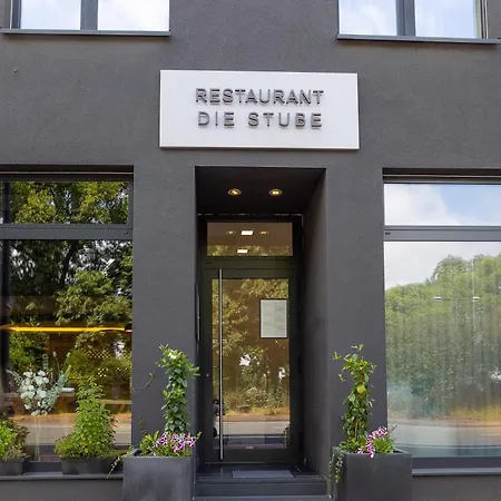 Hotell &repeat Airport