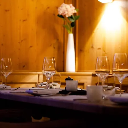 &repeat Airport Ξενοδοχείο