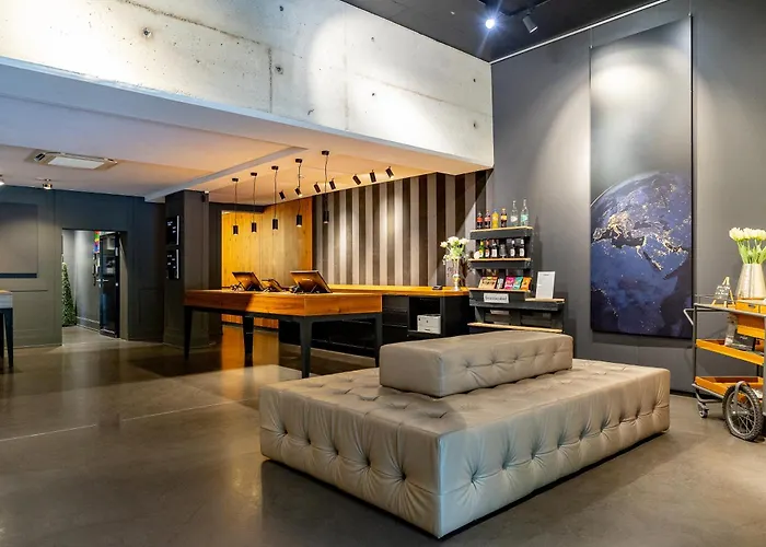&repeat Airport Hotell 4*
