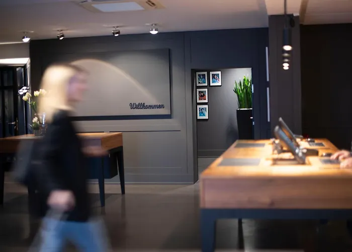 酒店 &repeat Airport 4*